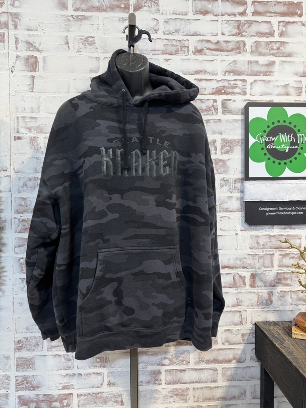 Men’s Seattle kraken Black Camo Pullover Hoodie 3X